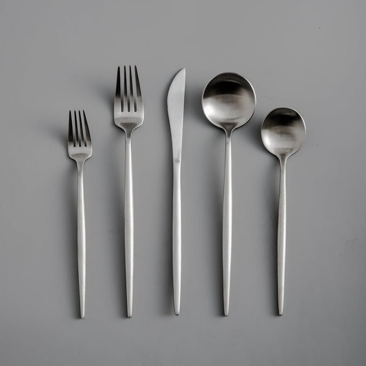 Karnz | Minimalistisches Edelstahl Besteck Elegante Einfachheit