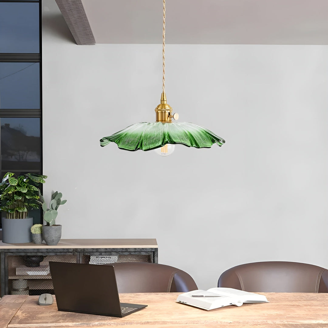 Hängeleuchte mit floralem Motiv – Warmes Licht & stilvolles Design | Für Ihr Zuhause | Karnz