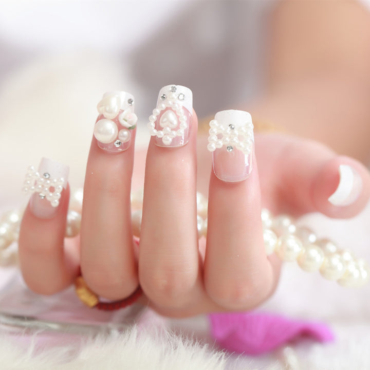Elegante dekorative Press-On-Nagelspitzen