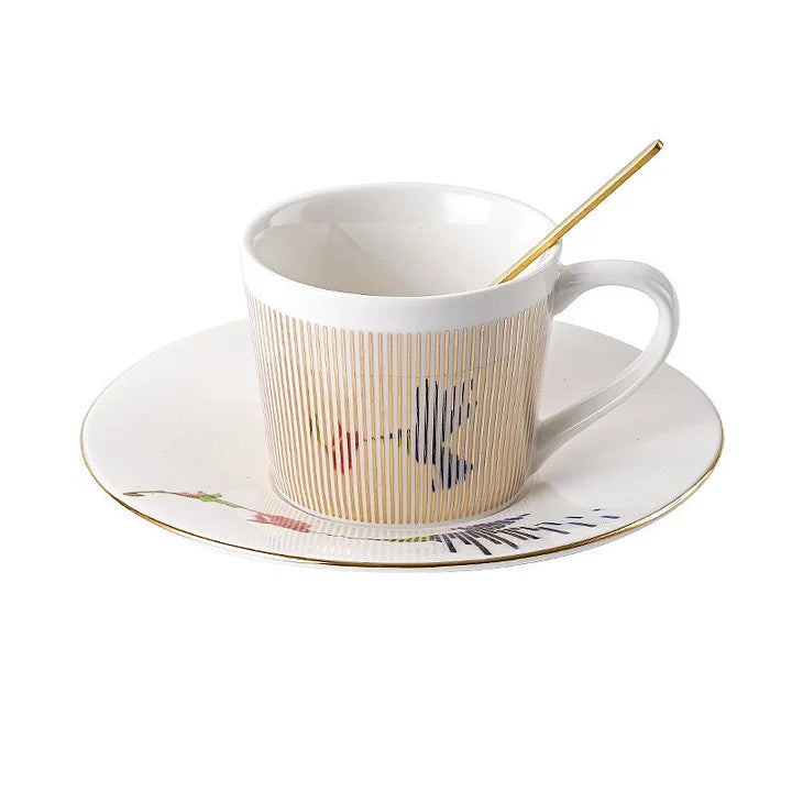 Bewegte Spiegelung, kreative Kaffeetasse, Spiegelreflexion, Kaffeebecher