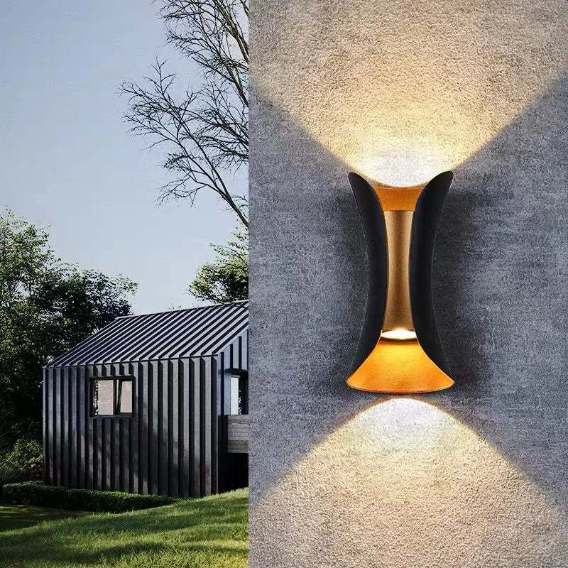 Moderne LED Außenwandleuchte - LumiEdge | Karnz