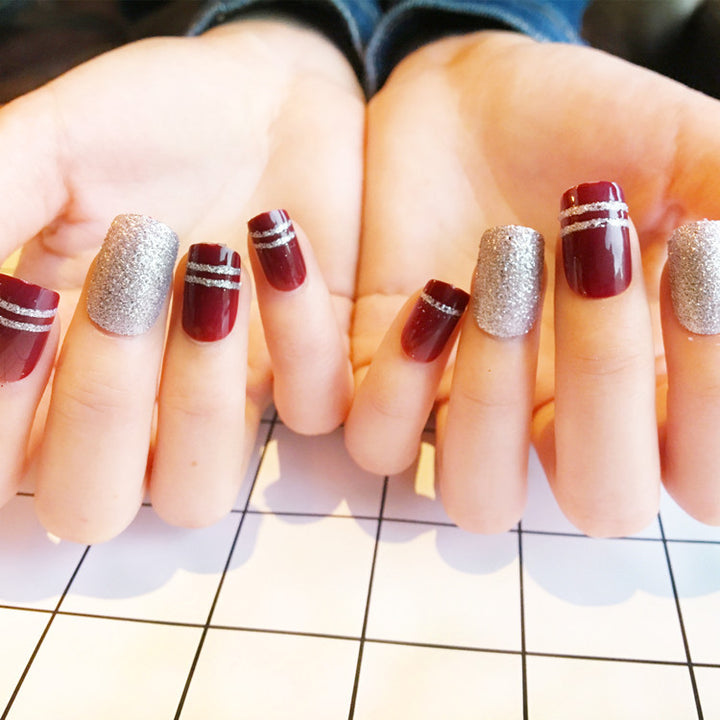 Glitzerndes strukturiertes Press-On Nagelkunst Set