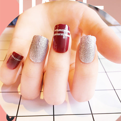 Glitzerndes strukturiertes Press-On Nagelkunst Set