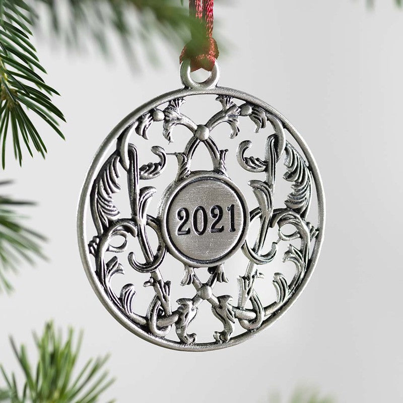 Weihnachtsdekoration aus massivem Zinn