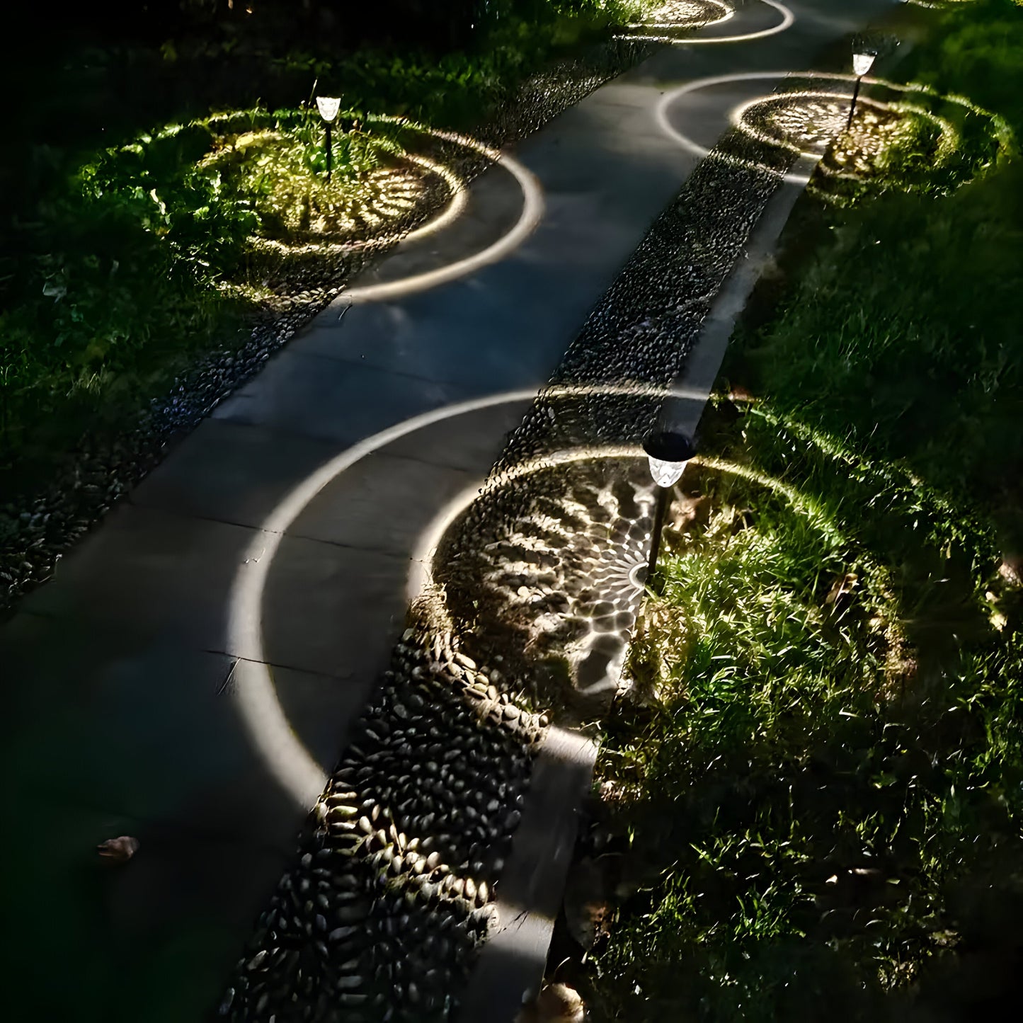SunSphere Light – Hochwertige 4-teilige Solar-Gartenleuchten