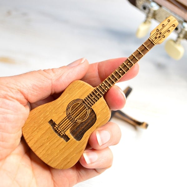 PlectroBox Wecken Sie Ihre musikalische Leidenschaft | Karnz