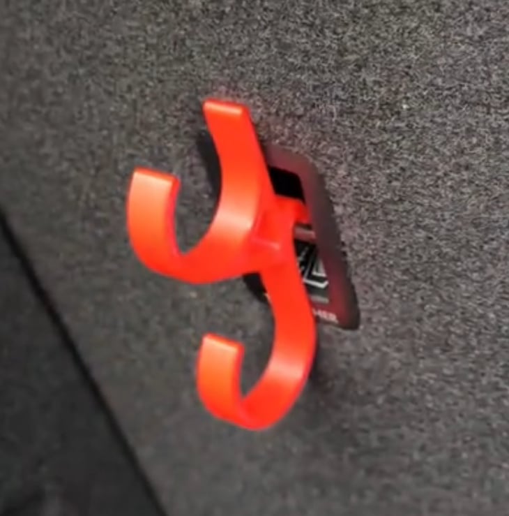 StormGrip — Nie mehr Chaos im Auto: Perfekte Ordnung und trockene Füße auf Knopfdruck! | Karnz