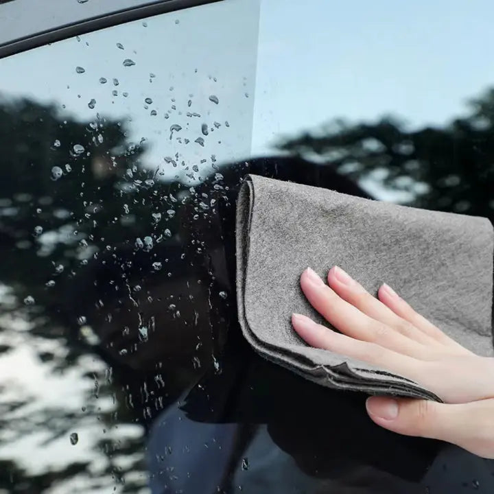 MicroCleanX Premium Mikrofastertücher — Mach jede Fläche im Handumdrehen strahlend sauber & schlierenfrei! | Karnz
