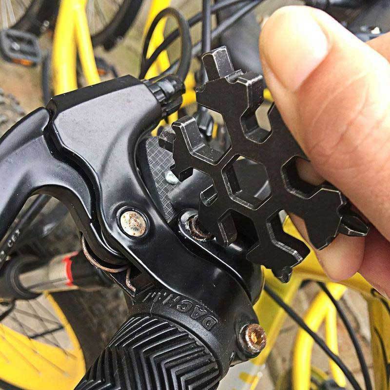 18-in-1 Schneeflocken Multi-Tool Geschenkset | Karnz