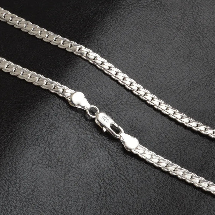 Halskette aus Sterlingsilber – Elegantes Geschenk für Damen