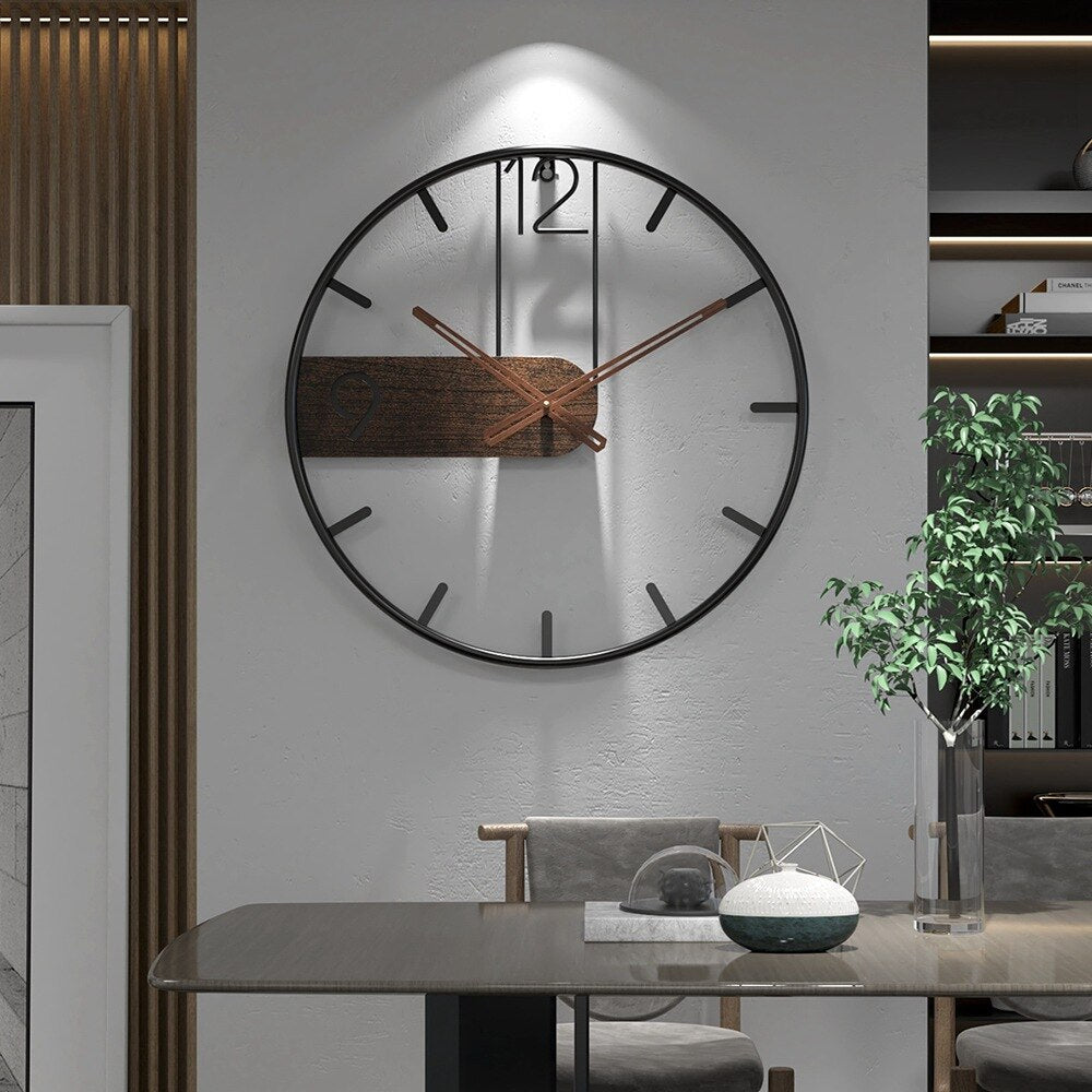 Robuste Wanduhr aus Stahl und Walnuss - Stilvolles Design für jedes Interieur | Karnz