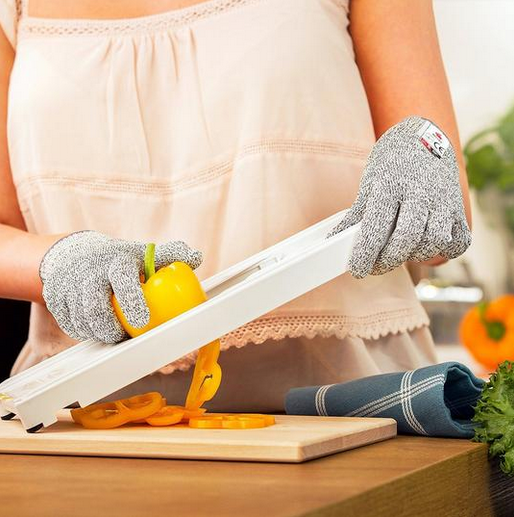 Professionelle AntiCut-Handschuhe | Schnitt- und Stichschutz | Karnz