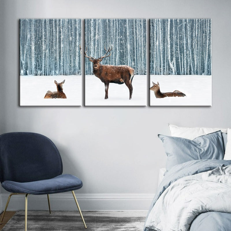 Zwei Rehe und ein Hirsch im Winter - Leinwandbild, 3-teilig