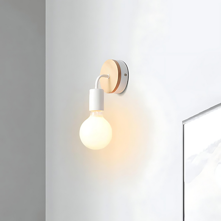 LumiEra - Elegante Wandlampe aus Eisen und Holz im nordischen Stil | Karnz