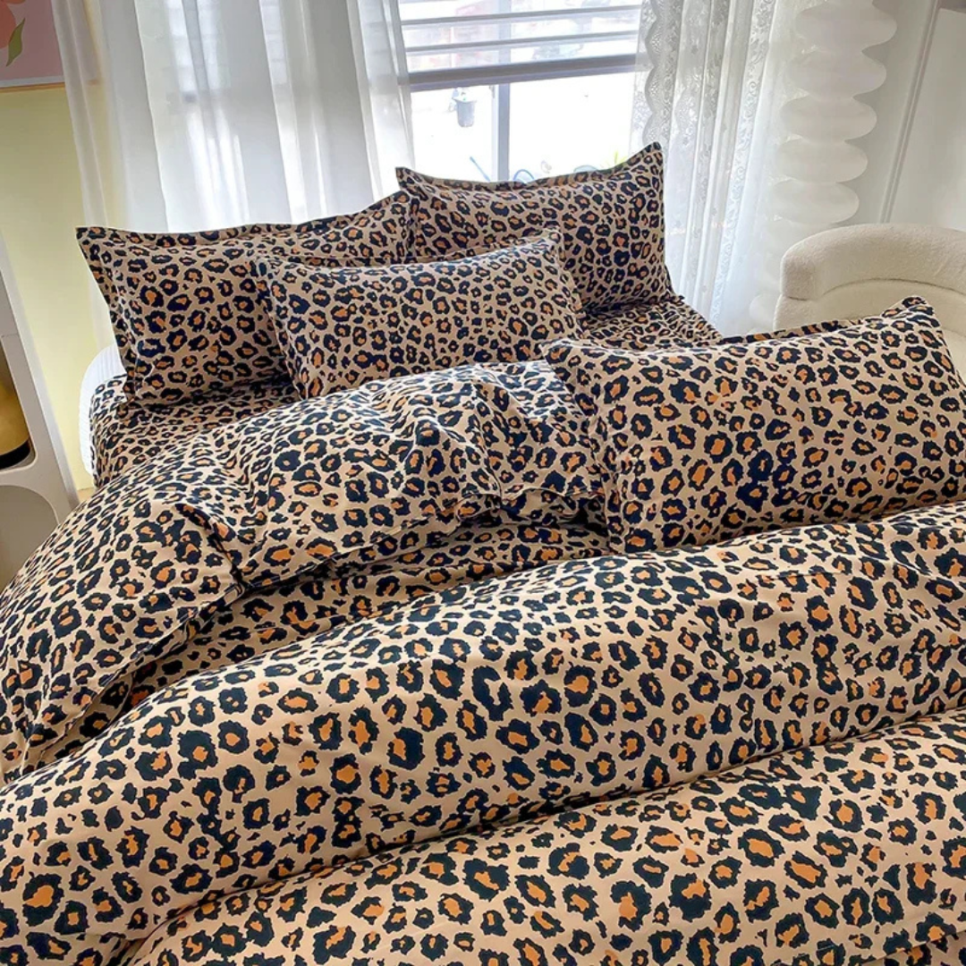 Karnz | Luxus Bettbezug mit Leopardenmuster