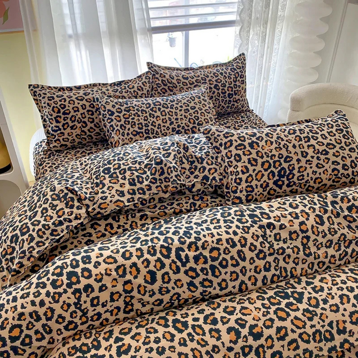 Karnz | Luxus Bettbezug mit Leopardenmuster