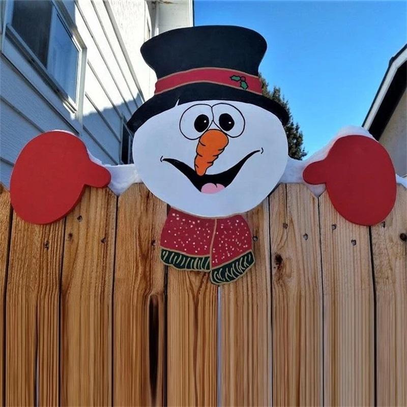 Weihnachtlich dekorierte Zaunverzierung | Karnz