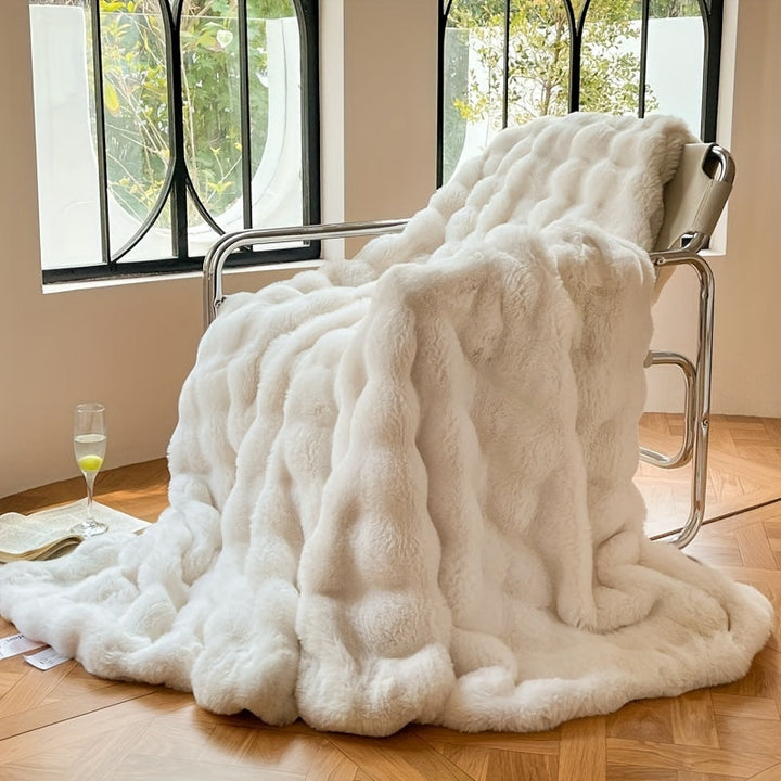 Faux Kaninchenfell Fleece Decke – Luxus Wärmende Couchdecke zum Nappen und für die Klimaanlage | Weiche und Dicke Decke | Karnz