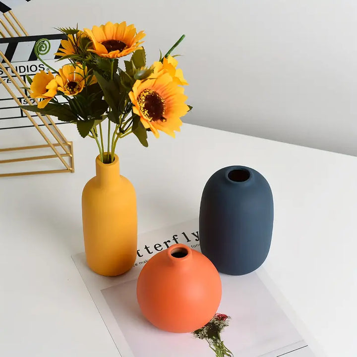 Nordische Keramikvase Karnz