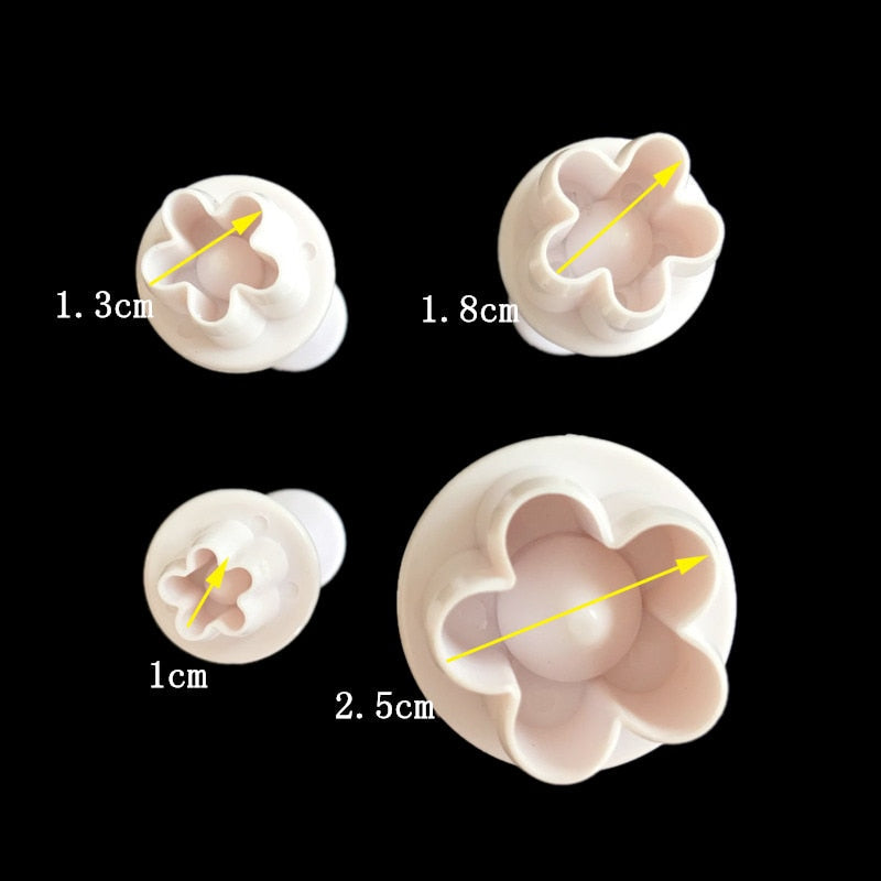 4pcs Pflaumenblüte Fondant Ausstecher | Karnz