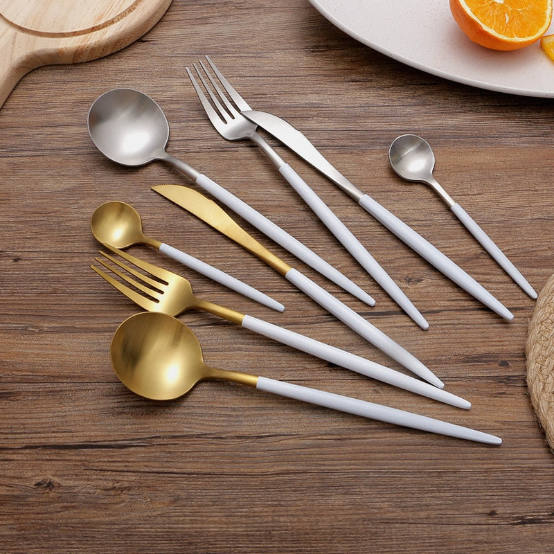 4-teiliges Restaurant aus Platin Kreatives Buntes Küchenbesteck Set | Karnz