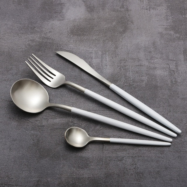 4-teiliges Restaurant aus Platin Kreatives Buntes Küchenbesteck Set | Karnz