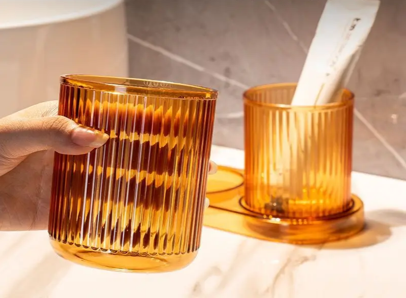 ColorSip HomeCup – Bunter Anti-Auslauf Badezimmerbecher Karnz