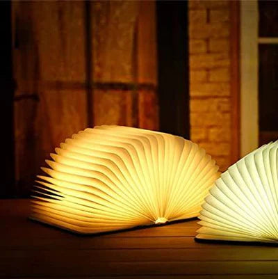 Faltbare Buchlampe mit warmem LED-Licht - StoryGlow | Karnz
