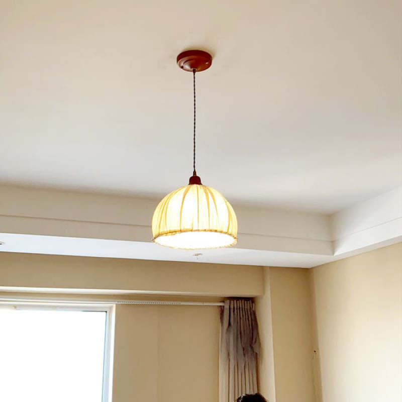 EcoLume - Minimalistische skandinavische LED-Pendelleuchte mit beigefarbenem Stoffschirm und verstellbarem Bogen für Wohn- und Esszimmer