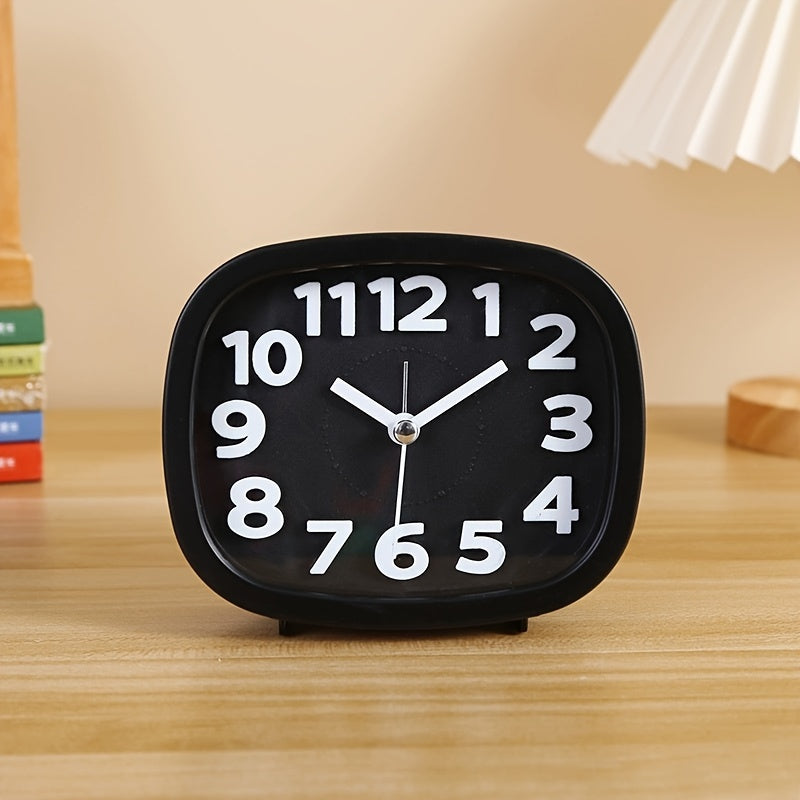 Stilvolle kompakte quadratische Uhr mit 3D-Design für moderne Dekoration | Karnz