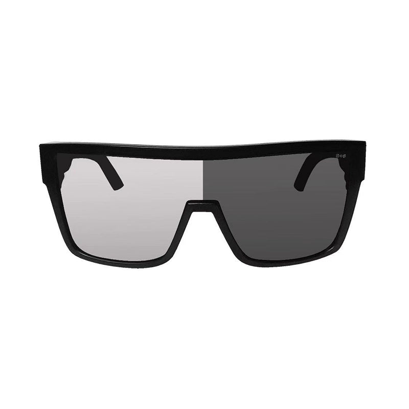 VitraGuard Sportbrille — Erleben Sie kompromisslose Klarheit und Rundumschutz bei jedem Abenteuer | Karnz