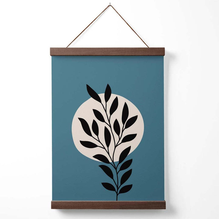 Blaues und beiges Boho-Grafikposter mit Blumenmuster und Aufhänger