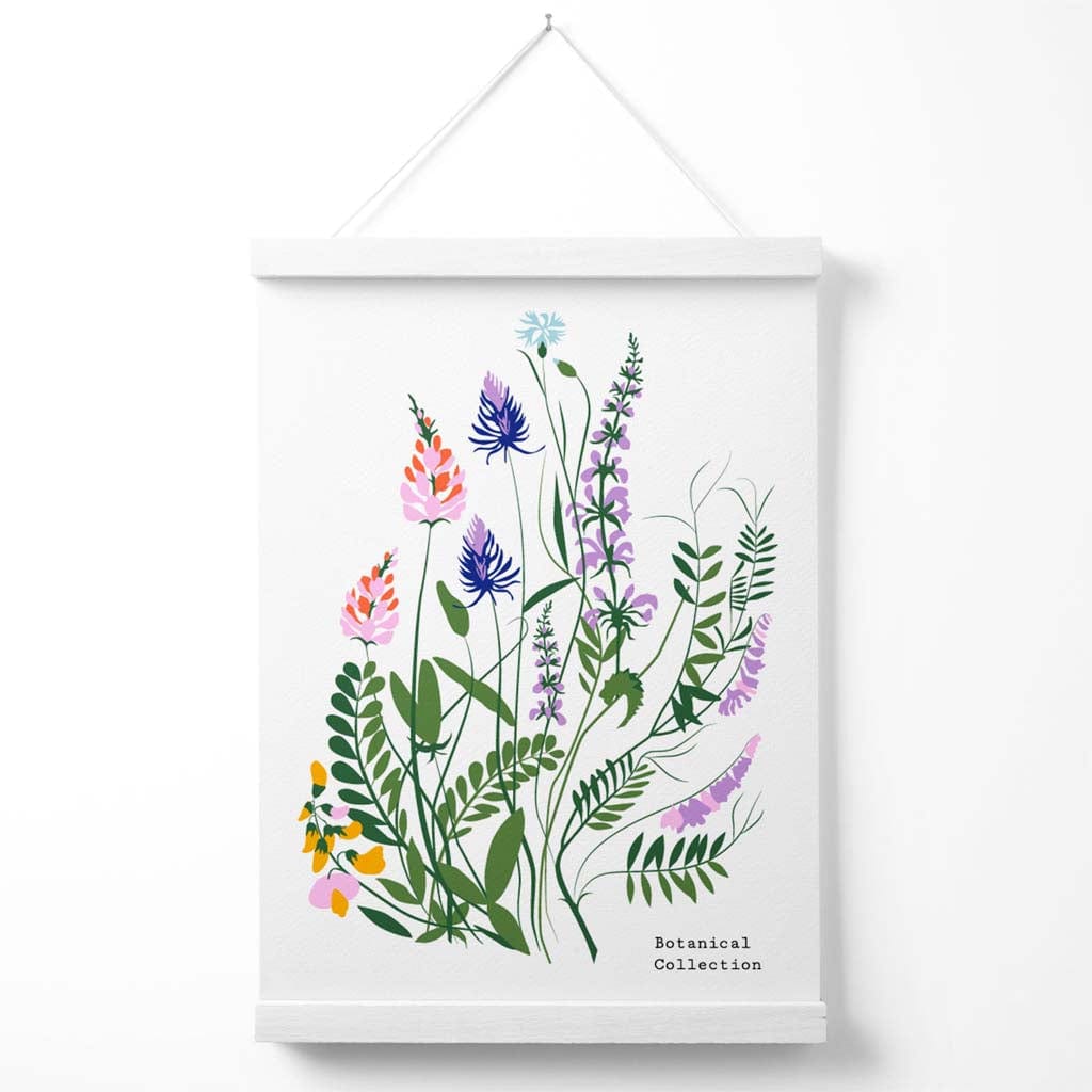 Schlichtes Poster für einen Blumenmarkt mit blauen und violetten Wildblumen, inklusive Aufhänger