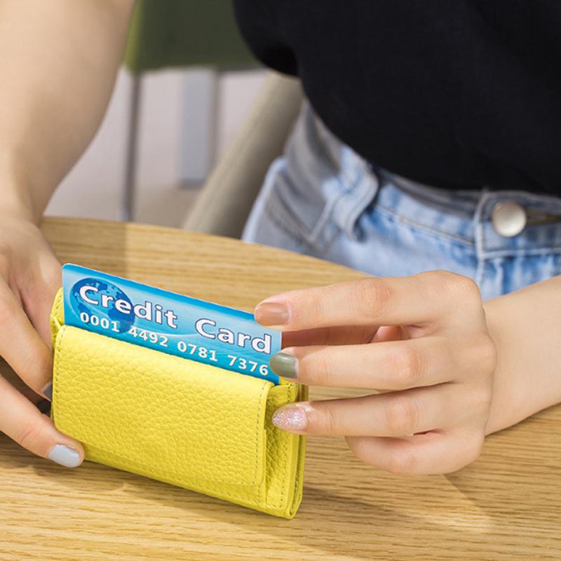 Handgefertigte RFID-Geldbörse aus weichem Leder | Karnz