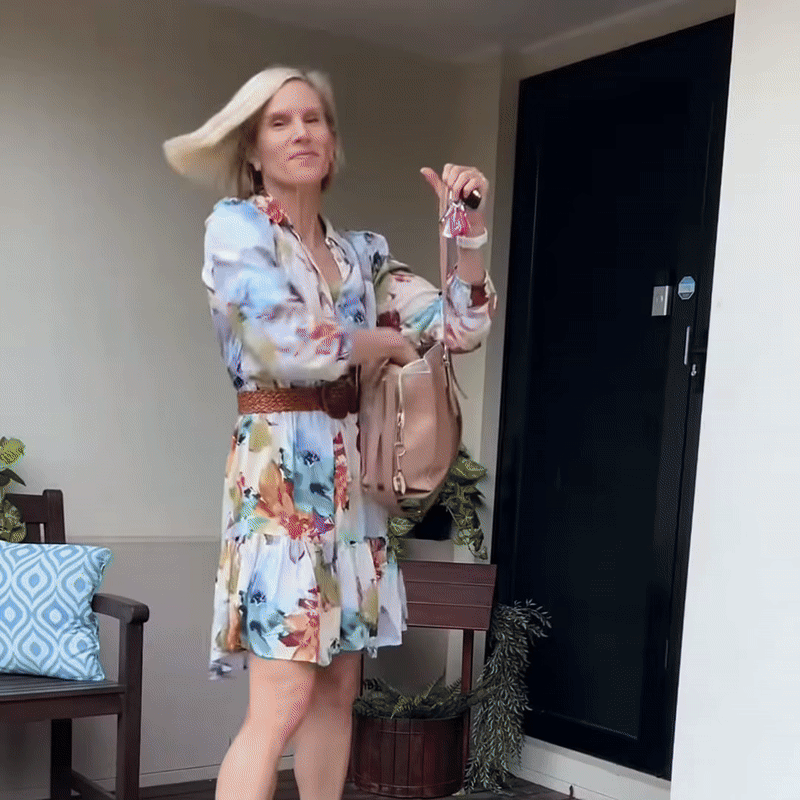 Thermischer Styling-Bürste für kurzes Haar & Pony | Karnz