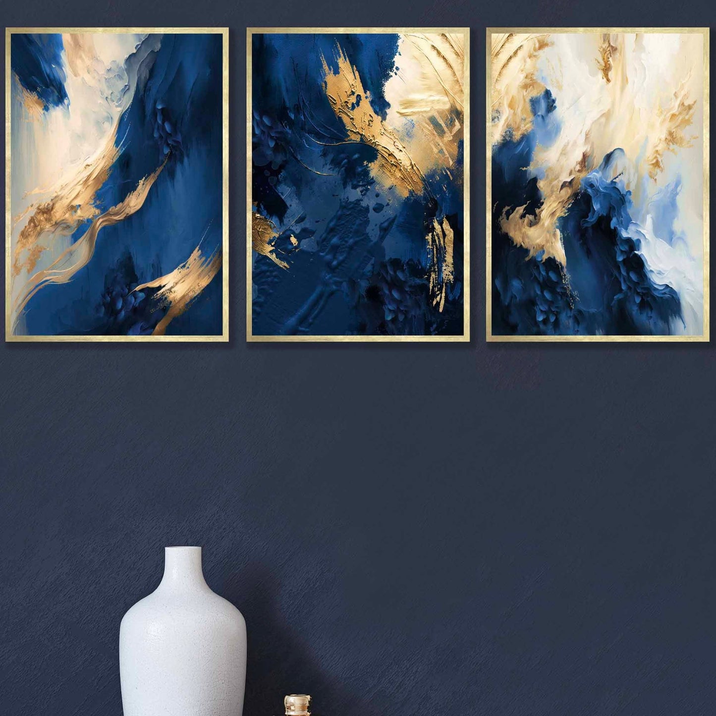 Abstraktes Set aus 3 Wandbildern in Marineblau und Gold