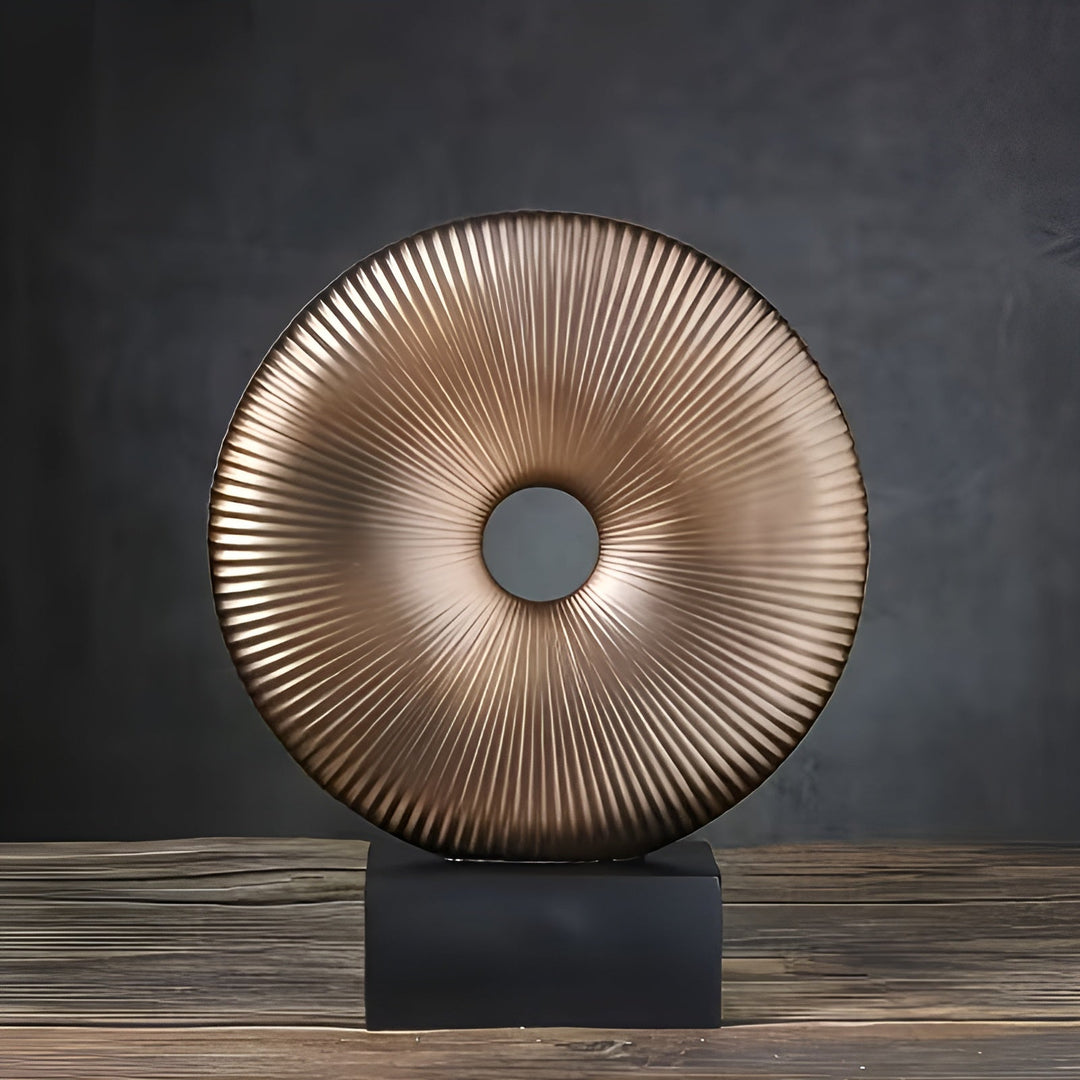 Runde Skulptur im Vintage-Stil – Chinesisch inspiriert | Stilvolle Wohnkultur aus Harz | Karnz