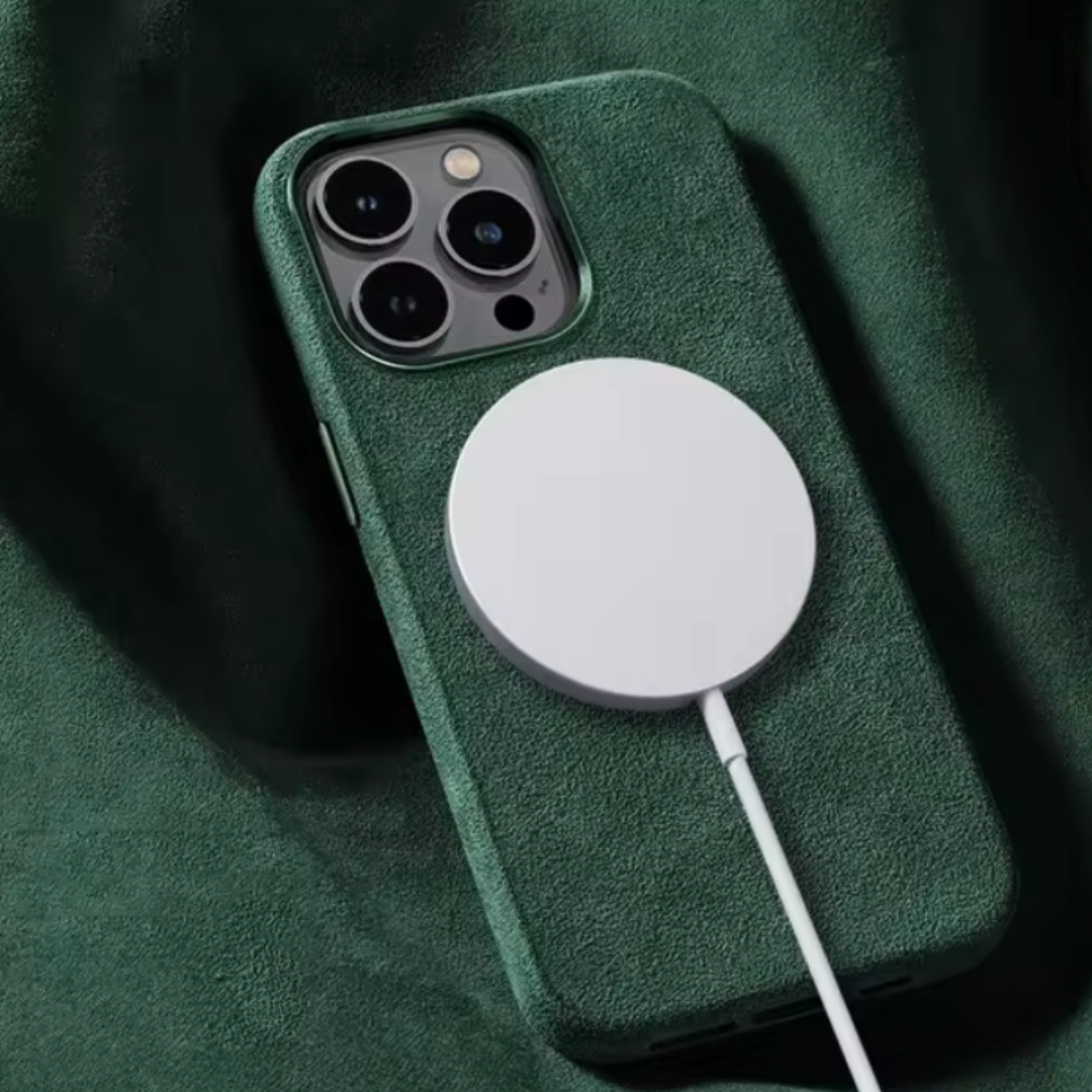 Sandsberg | iPhone MagSafe-Schutzhülle | "Alcantara"