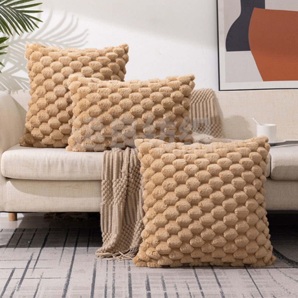 VelvetSoft Kissenbezug – Ultraweicher Plüschbezug für Sofa oder Bett | Karnz