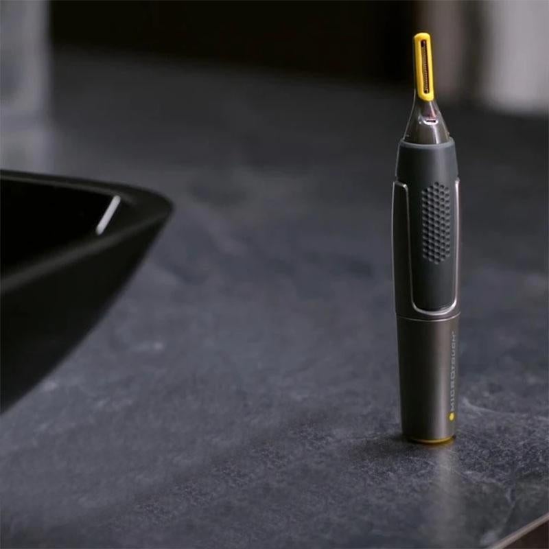 Karnz | Professional Ultradünner Präzisionstrimmer | Titan-Edelstahl-Klingen | Integriertes LED-Licht | Mikro-Oszillations-Technologie | Für Nase, Ohren & Konturen