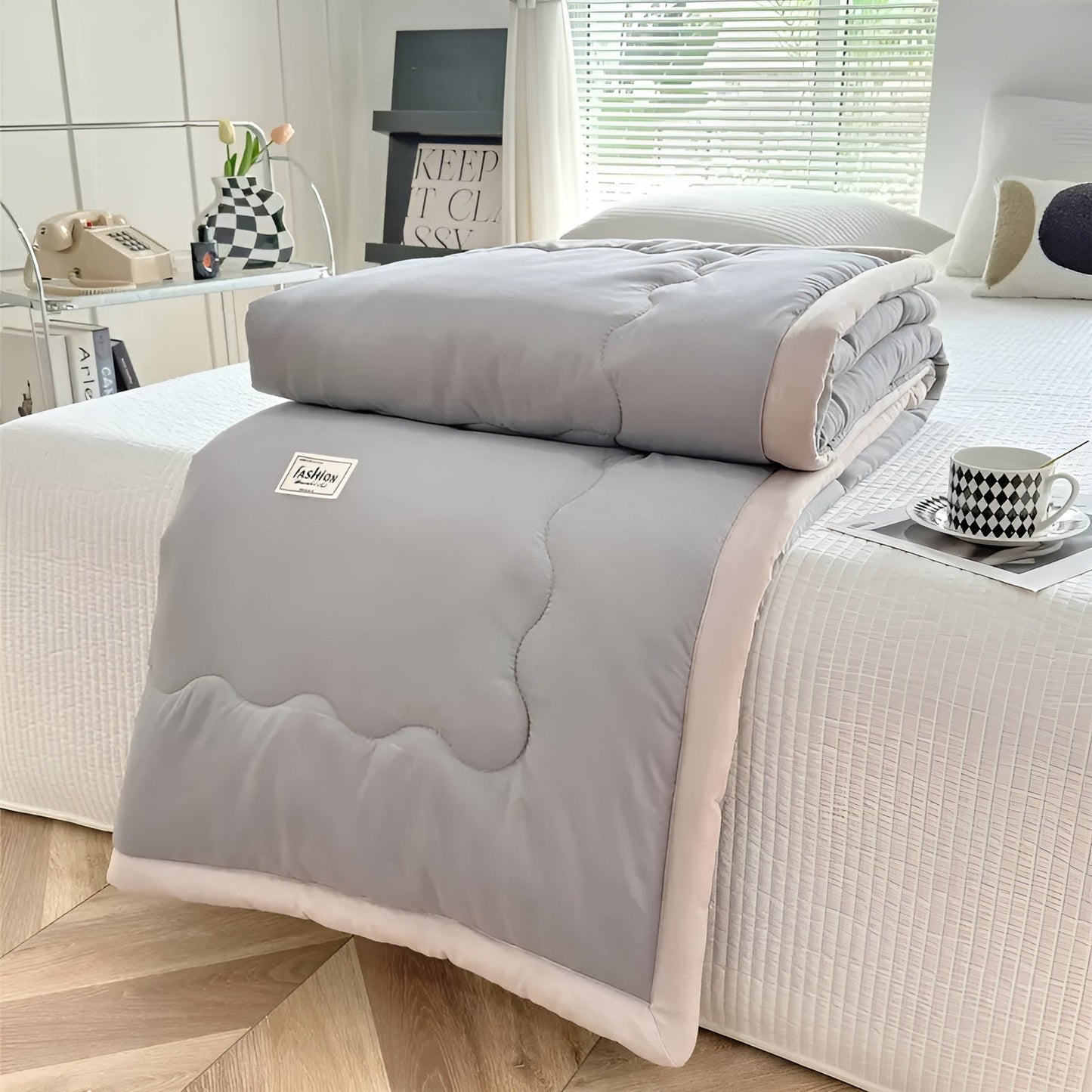 Leichte Tagesdecke für den Sommer – Atmungsaktiv & Vielseitig | Für Sofa, Bett & Reisen | Karnz
