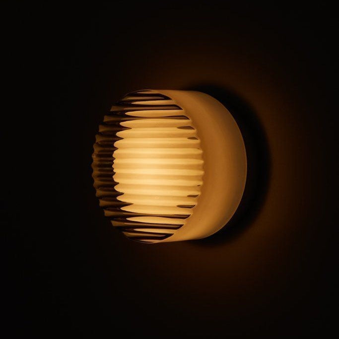 Moderne LED Wandleuchte – Elegantes Design für Wohn- und Schlafzimmer | Karnz
