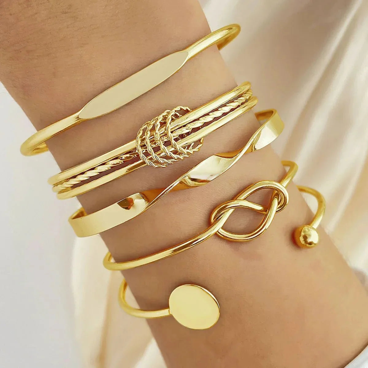 Karnz | 5 Stück Twist Bangle Armband Stapel
