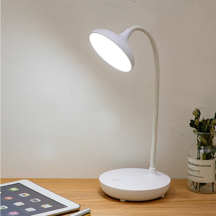 Schreibtischlampe mit USB-Ladefunktion