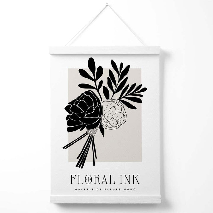 Poster mit geschlossenem Pfingstrosenmotiv in Schwarz und Beige (inkl. Aufhänger)