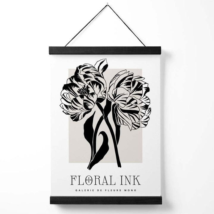 Poster mit Kamelienmotiv, schwarz-beige, florale Tuschezeichnung, inklusive Aufhänger