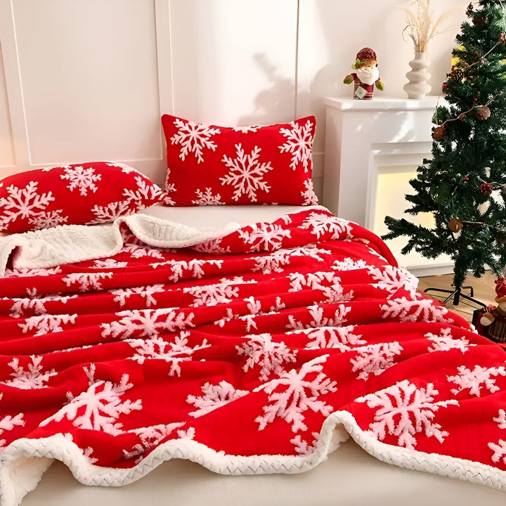 Kuschelig-weiches Fleece-Karnzanket mit Schneeflockenmuster – Gemütlich und wärmend | Perfekt für Sofa und Bett