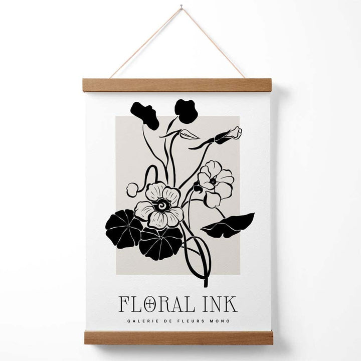 Poster mit Tuschezeichnung von Kapuzinerkresseblüten in Schwarz und Beige, inklusive Aufhänger