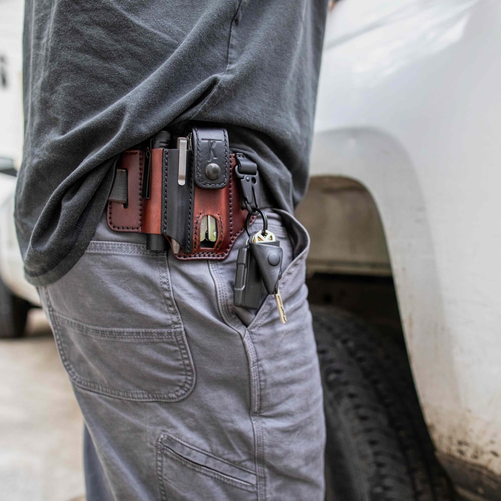Rindsleder Multitool Gürteltasche — Robuste Halterung für taktische Ausrüstung