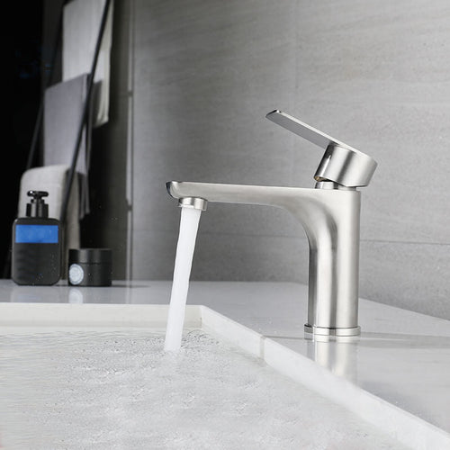 Moderner Gefäßwasserhahn Kupfer Einhand Niedriger Bogen Gefäßwasserhahn für Zuhause